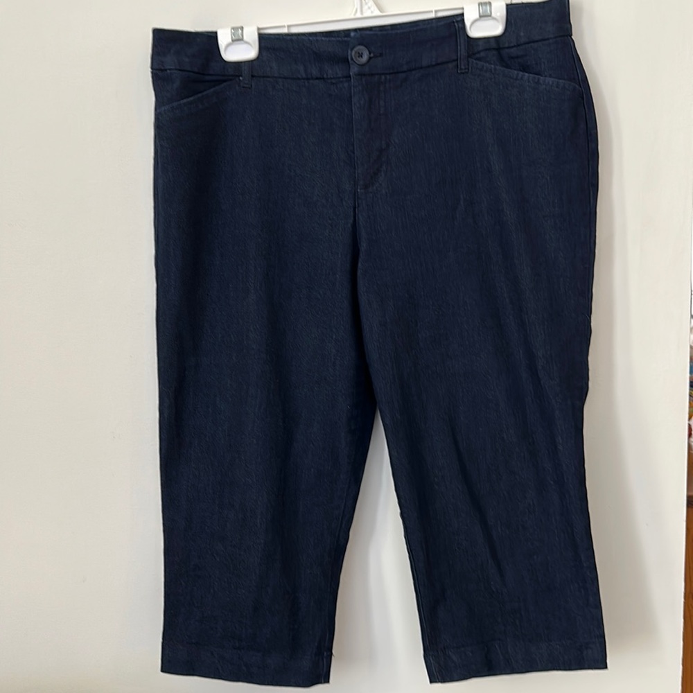 ST John’s Bay Capri Pant.
